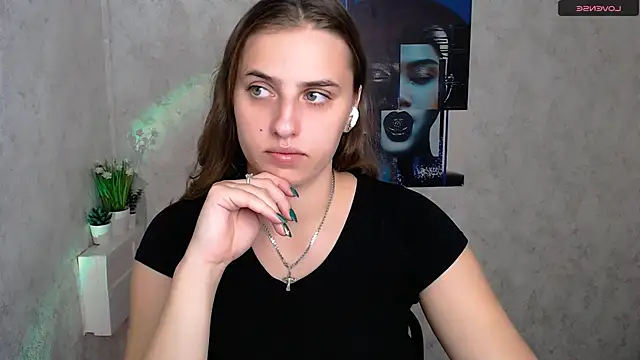 Snapshot of AmandaDimond_ chatting on 09/22/25, 08:31 AmandaDimond online show from 09/22/25, 08:31