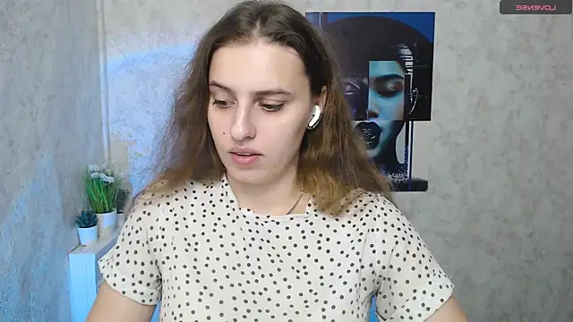 AmandaDimond  online show from 11/20/25, 01:01