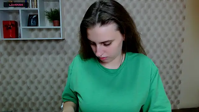 AmandaDimond  online show from 11/30/25, 01:01