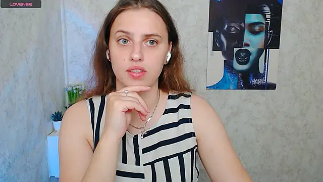 AmandaDimond  online show from 05/24/26, 12:05