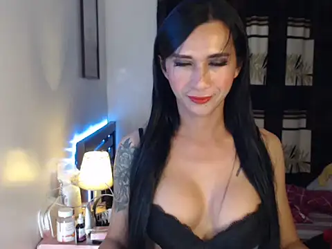 hottielicious slut69 online show from 12/17/25, 12:21