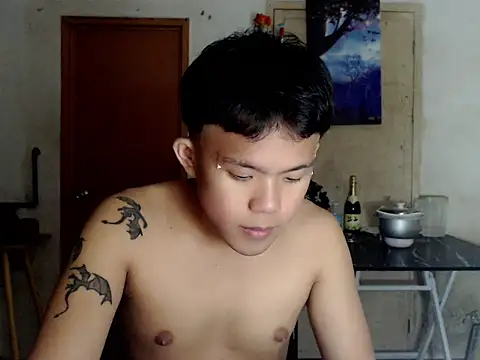 Snapshot of twink_asianbunny chatting on 01/18/26, 12:19 twink asianbunny online show from 01/18/26, 12:19
