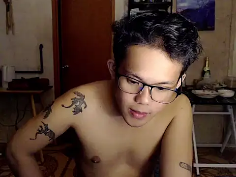 Snapshot of twink_asianbunny chatting on 02/25/26, 01:00 twink asianbunny online show from 02/25/26, 01:00