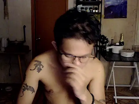 Snapshot of twink_asianbunny chatting on 02/24/26, 01:45 twink asianbunny online show from 02/24/26, 01:45