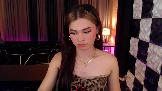 BigCockMaxineTS online show from 11/03/25, 08:12