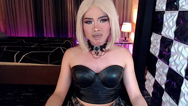 BigCockMaxineTS online show from 10/27/25, 05:36