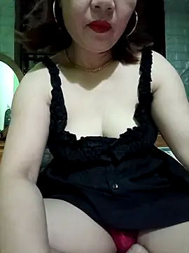 Snapshot of SexyQueen99 chatting on 05/07/26, 09:40 SexyQueen99 online show from 05/07/26, 09:40