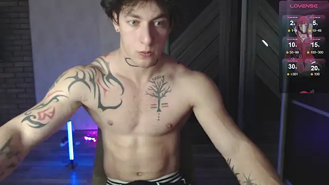 Brendan  Piks online show from 11/24/25, 09:53