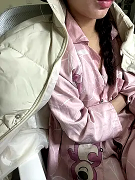 Mina048 online show from 12/20/25, 05:32