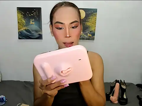 Savanna White online show from 11/09/25, 12:14