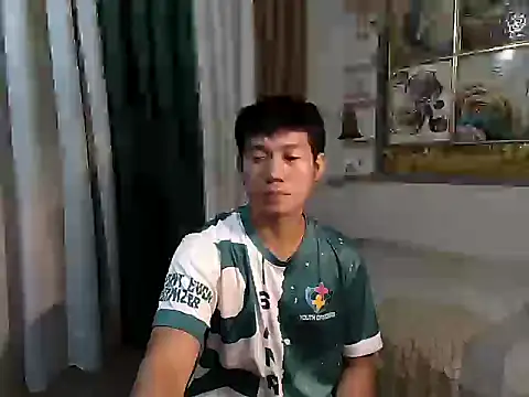 xshyboyx online show from 05/23/26, 12:37