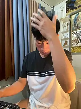 Snapshot of xshyboyx chatting on 01/11/26, 03:41 xshyboyx online show from 01/11/26, 03:41