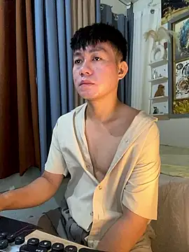 Snapshot of xshyboyx chatting on 01/13/26, 02:26 xshyboyx online show from 01/13/26, 02:26