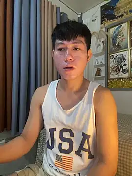 Snapshot of xshyboyx chatting on 02/09/26, 02:20 xshyboyx online show from 02/09/26, 02:20