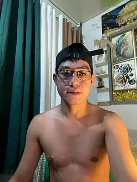 Snapshot of xshyboyx chatting on 06/10/26, 03:13 xshyboyx online show from 06/10/26, 03:13