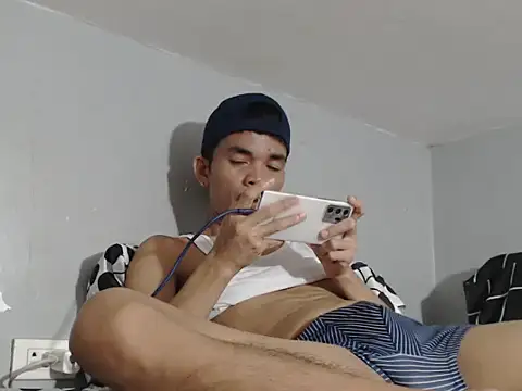 Natsboii online show from 04/15/26, 09:59