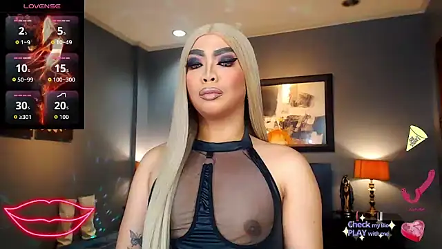 FridaHumphrey online show from 10/30/25, 05:54