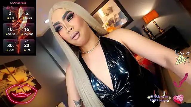 FridaHumphrey online show from 11/14/25, 06:22