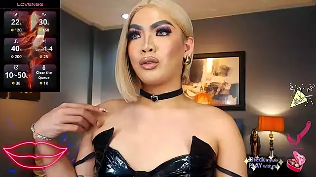 FridaHumphrey online show from 09/15/25, 05:24