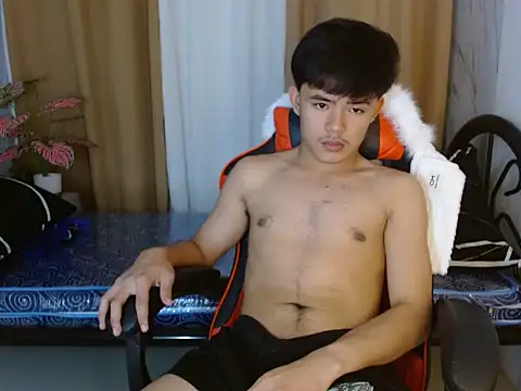 YourNaughtyTwink 69 online show from 04/25/26, 02:25