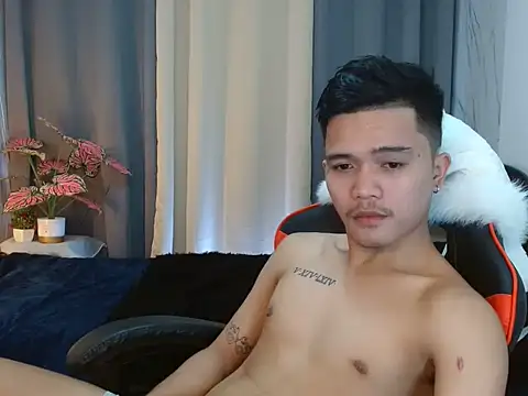 YourNaughtyTwink 69 online show from 03/25/26, 07:57