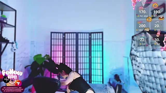 Hotkittylove online show from 09/24/25, 02:56