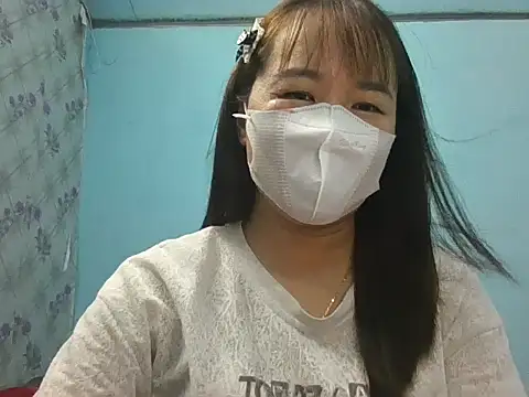 Snapshot of Hachi077 chatting on 09/13/25, 01:27 Hachi077 online show from 09/13/25, 01:27