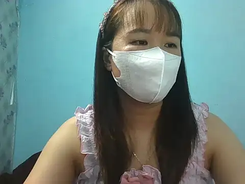 Snapshot of Hachi077 chatting on 10/07/25, 07:20 Hachi077 online show from 10/07/25, 07:20