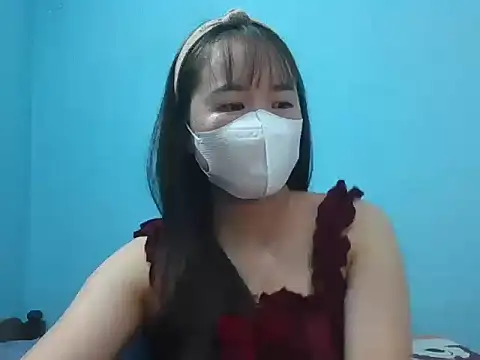 Snapshot of Hachi077 chatting on 11/12/25, 10:57 Hachi077 online show from 11/12/25, 10:57