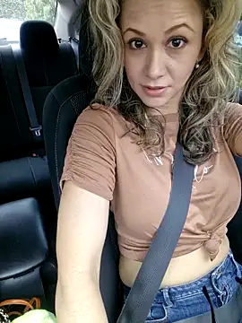 Miasiren online show from 12/04/25, 03:22