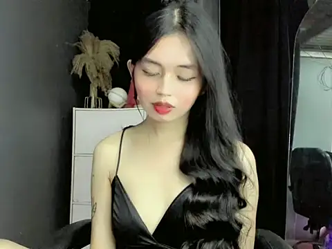 LexiLove online show from 09/16/25, 02:51