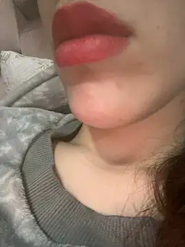 Mimisixo online show from 02/18/26, 12:19