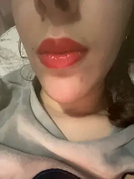 Mimisixo online show from 02/09/26, 11:47