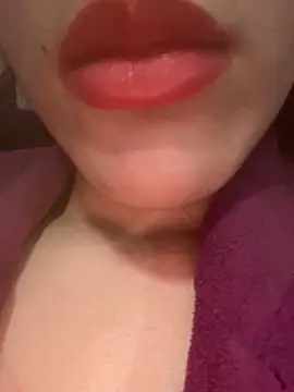 Mimisixo online show from 04/10/26, 10:39