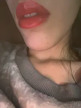 Mimisixo online show from 11/15/25, 11:20