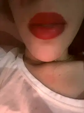 Mimisixo online show from 10/27/25, 10:54