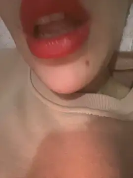 Mimisixo online show from 02/02/26, 11:15