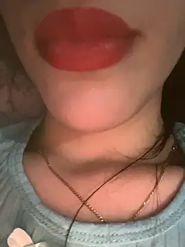 Mimisixo online show from 10/17/25, 06:21