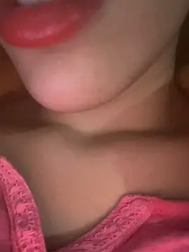 Mimisixo online show from 11/21/25, 10:53