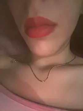 Mimisixo online show from 10/07/25, 10:44