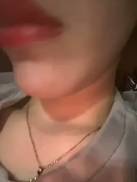 Mimisixo online show from 04/07/26, 10:33