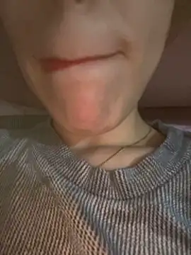 Mimisixo online show from 11/05/25, 11:08