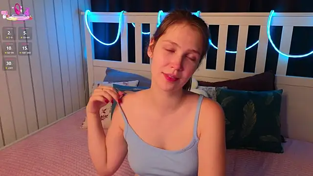 BeatrixCarIeton online show from 11/19/25, 07:14