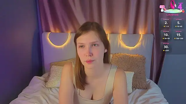 Snapshot of BeatrixCarIeton chatting on 09/23/25, 06:37 BeatrixCarIeton online show from 09/23/25, 06:37