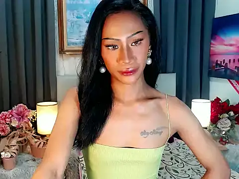 Snapshot of sassylatina chatting on 10/29/25, 12:59 sassylatina online show from 10/29/25, 12:59