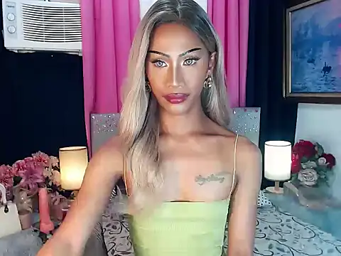 sassylatina online show from 03/10/26, 04:22