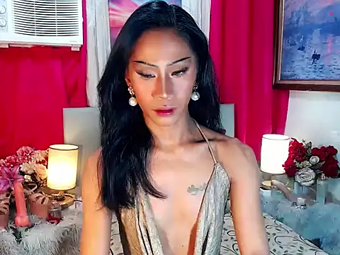 Snapshot of sassylatina chatting on 11/19/25, 04:07 sassylatina online show from 11/19/25, 04:07