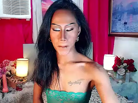 Snapshot of sassylatina chatting on 11/20/25, 05:02 sassylatina online show from 11/20/25, 05:02