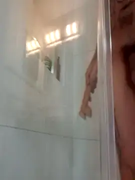 Cnutt310 online show from 11/11/25, 01:55