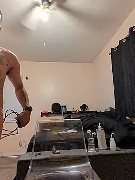 Cnutt310 online show from 04/01/26, 01:23